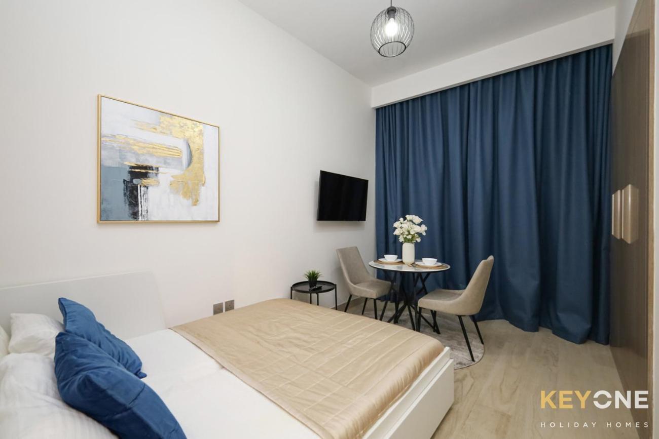 Elegant Living At Azizi Riviera Apartment Dubai